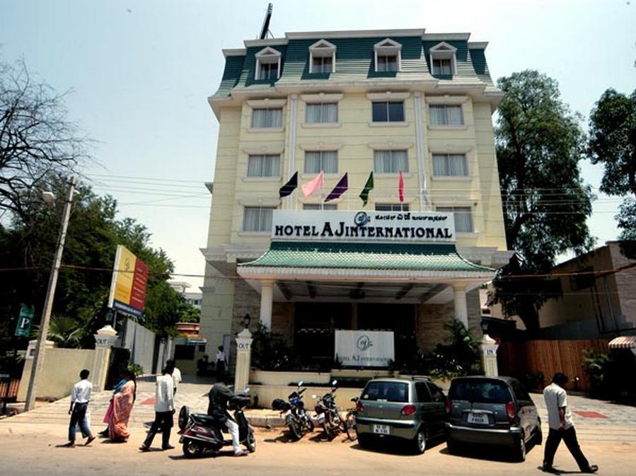 Aj International Hotel Bengaluru Kültér fotó