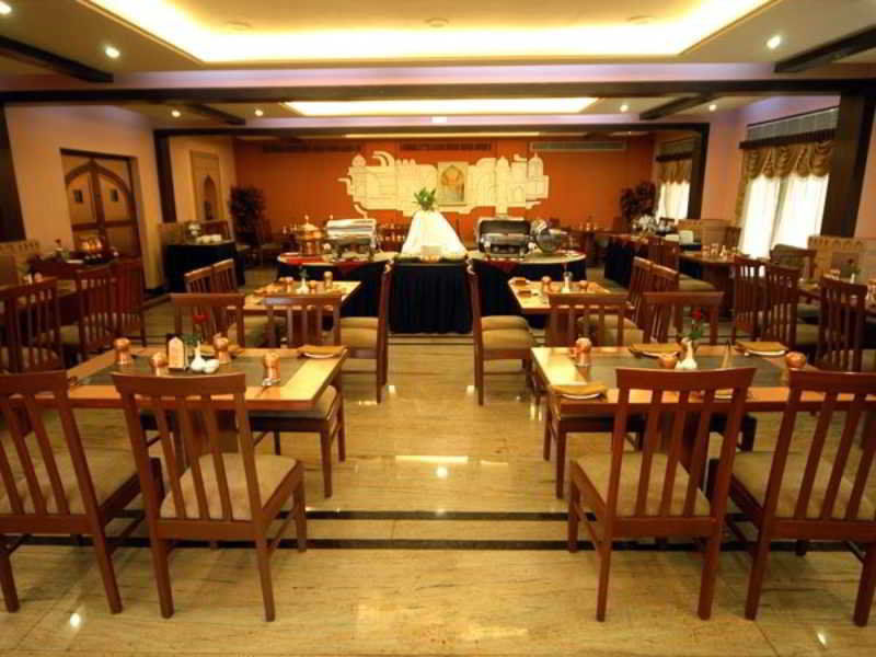 Aj International Hotel Bengaluru Étterem fotó